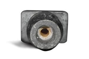 China Corrosion Resistance Refractory Nozzle , Zirconia Nozzle Control The Flow Of Molten Steel factory