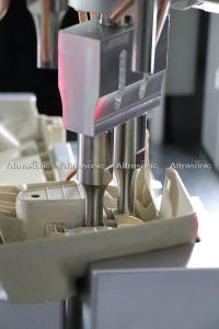 China Multiple 28Khz Ultrasonic Spot Welding Machine for Auto Tail Fins factory