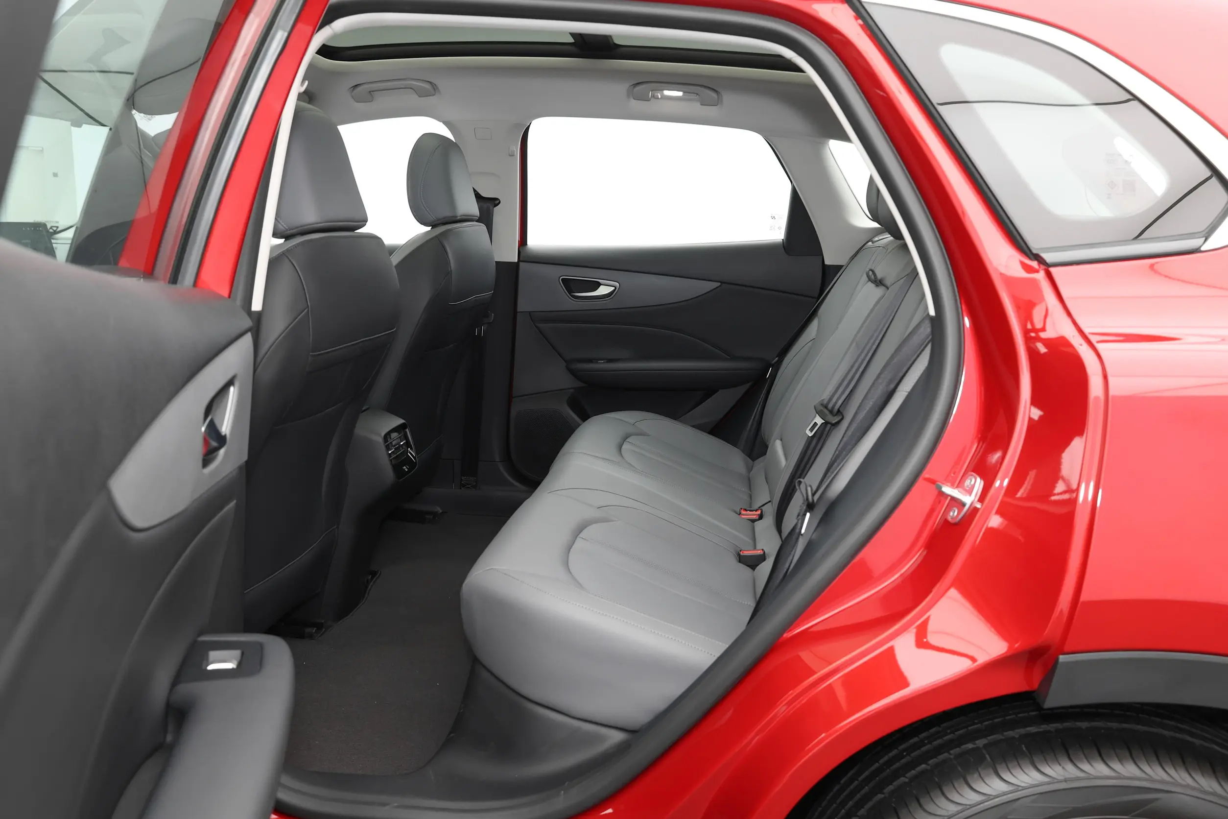 2025 Compact SUV 5 Door 5 Seats Single-speed Transmission Electric MG ES5 EV Car 525km EV Range Prepayment High Speed