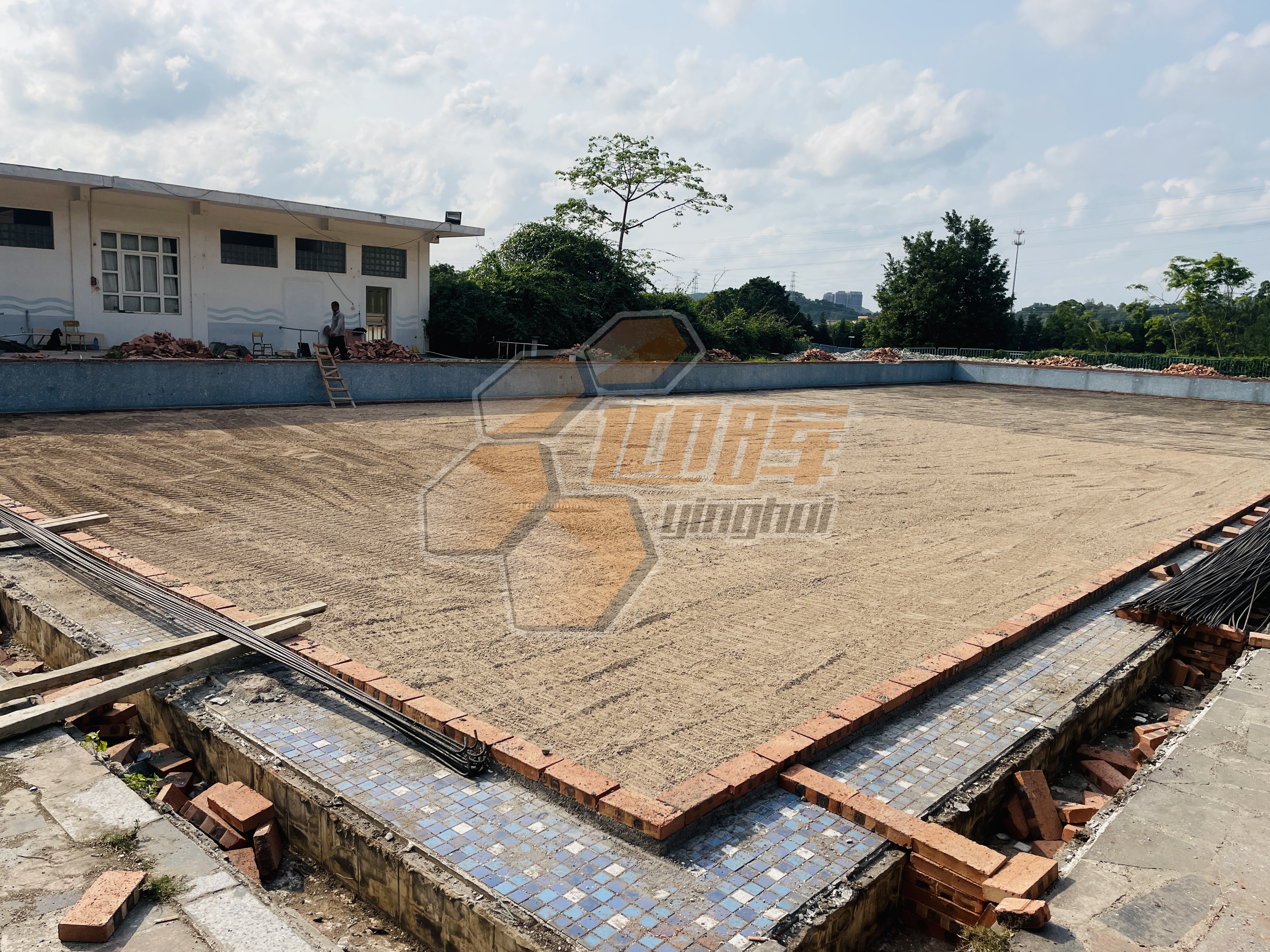 Outdoor Competition Swimming Pool No Diving Boards Athletic Swimming Pool