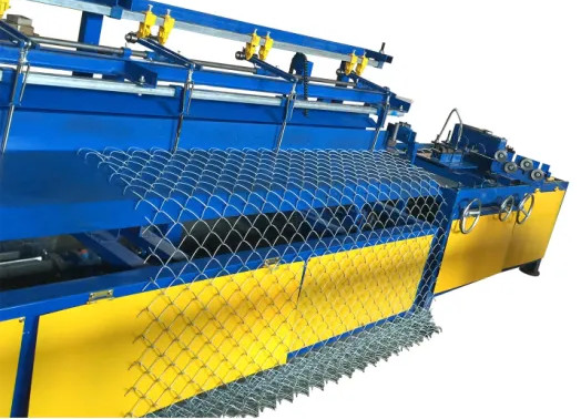 China Automatic Cheap Price Single Worm Chain Link Fence Machine factory
