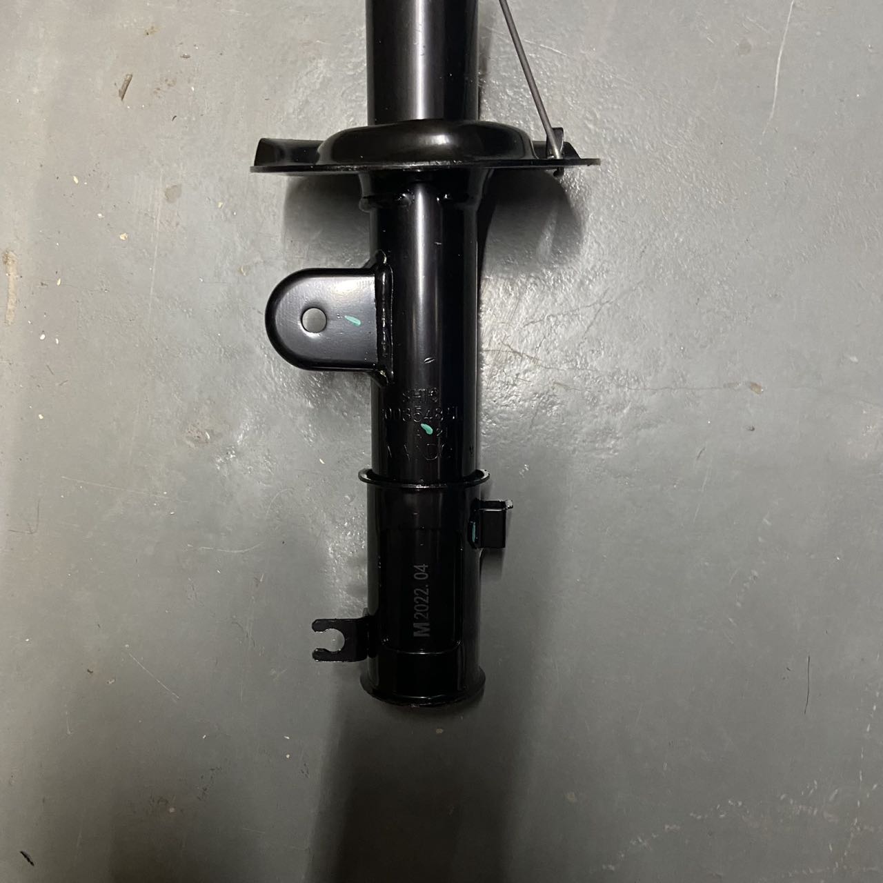 OE NO. 10221920 Front Left Shock Absorber for SAIC ROEWE 360 MG GT Auto Suspension