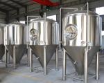 5bbl Stainless Steel Brewing Equipment Vertical Type Polished Surface