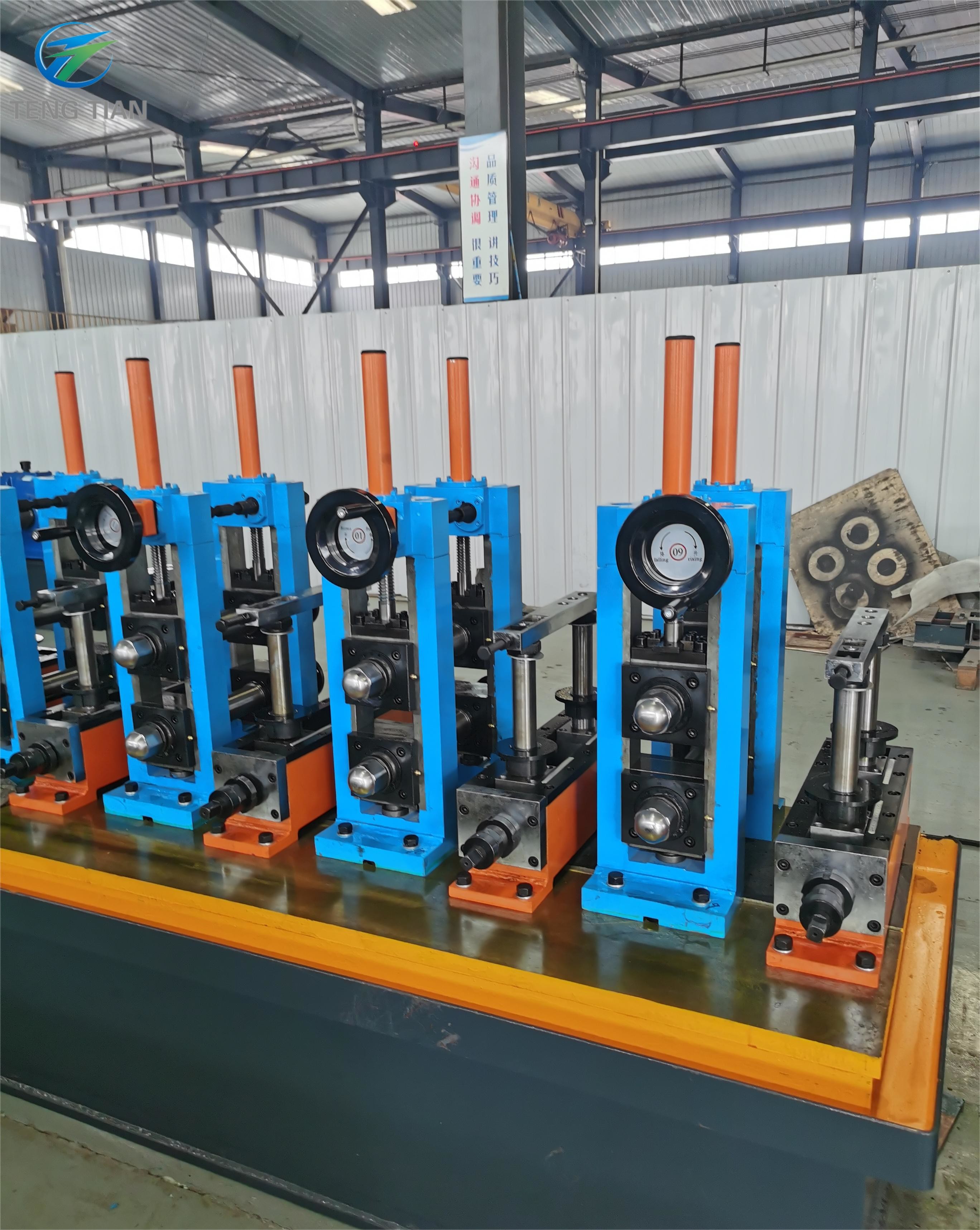 Galvanised Steel Pipe Mill Machine High Precision No Burrs 2.0mm Thickness