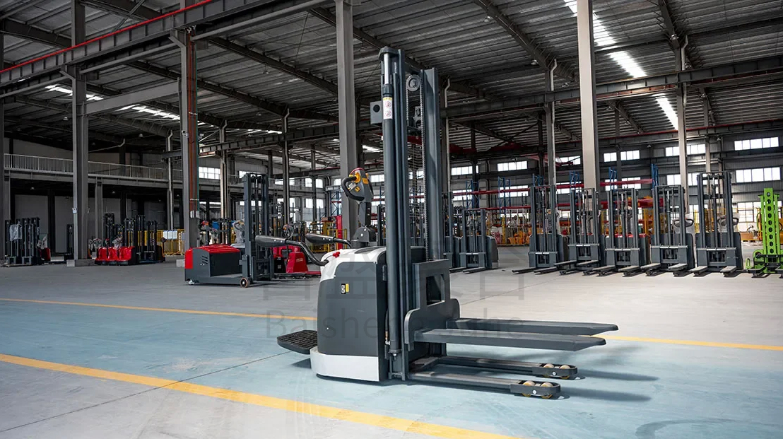 Light Steel Q355 Q235 Walk-in Cold Storage Room 20ft 40ft Container Bending Service