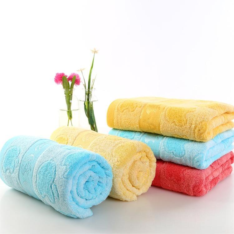 Achieve Maximum Absorbency with Our Jacquard Pattern Wood Fiber Dark Adult Large Towel