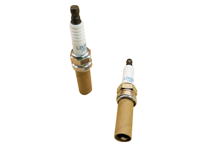 18855-10060 LZKR6B-10E Car Spark Plug For 2010 2011 Kia Soul 1.6L Hyundai I20 I30
