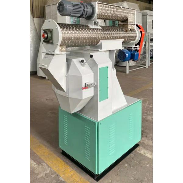 1Ton/H Rabbit Pellet Maker Cattle Chicken Feed 22kw Pelleting Machine For Fish Feed