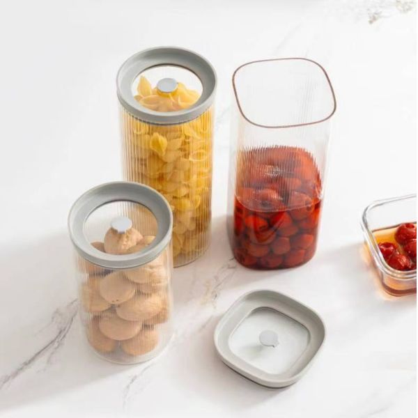 China IKOO BPA Free Dishwasher Safe Transparent Ribbed Glass Storage Jars with Airtight Glass Lid factory