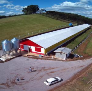 China Modern Design Steel Structure Broiler House Chicken Warehouse For Farmhouse factory