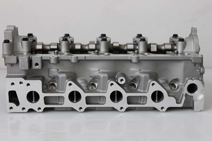 Hyundai D4EB Complete Cylinder Head 2210027400 2210027750 2210027800 908773