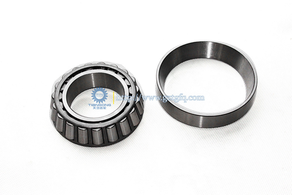 P2 Precision Taper Roller Bearing 32211J2/Q 32211JR 32211 Single Row