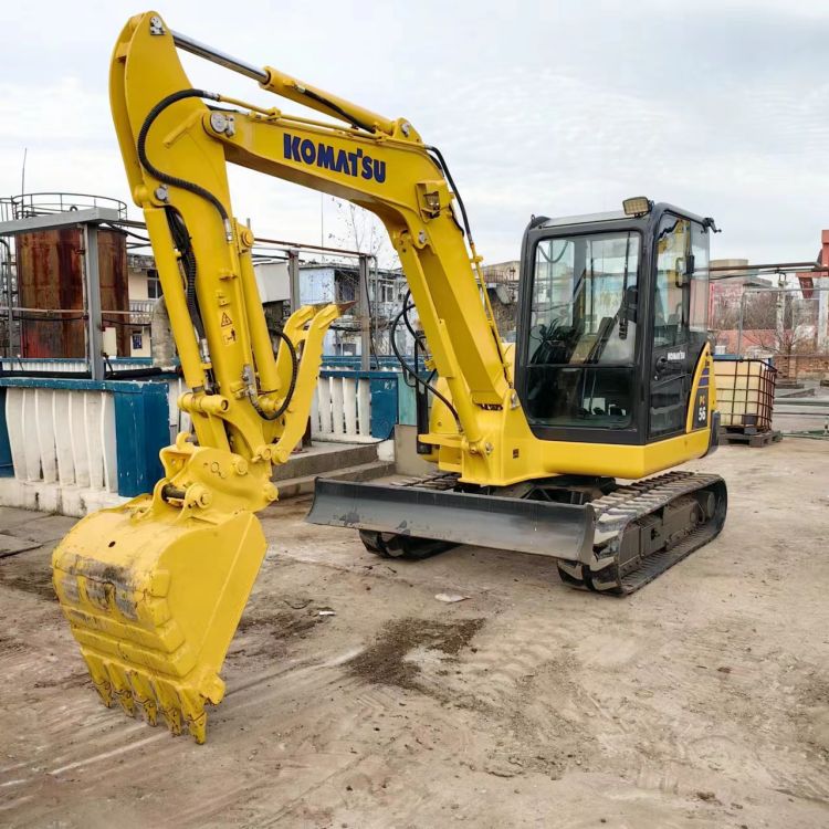 Year 2020 Original from Japan 5 Ton Mini Used Komatsu PC56 Crawler Excavator in Shanghai