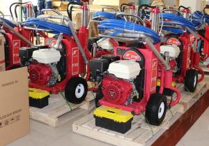 China Petrol Engine 13HP Hydraulic Airless Sprayer / Protecting Wall Paint Sprayer factory