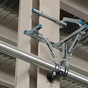 Robust Galvanized Seismic Support Brackets Bolted Installation For Stable