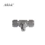 Stainless Steel Reducing Tee Pipe Fittings 3000 Psi Corrosion Resistant For