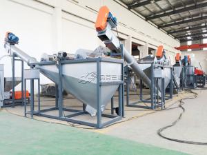 China Stainless Steel 300kg/H PET Recycling Line Waste Plastic factory