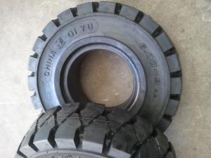 China Hot sale pneumatic and forklift solid tires 7.00-12 forklif tire solid tire 6.00-9, pneumatic shaped solid tire 6.00-9 factory