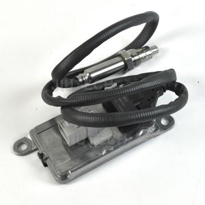 24V Nitrogen Oxygen Sensor For Cummins A2c959942BD-01 5WK96760A