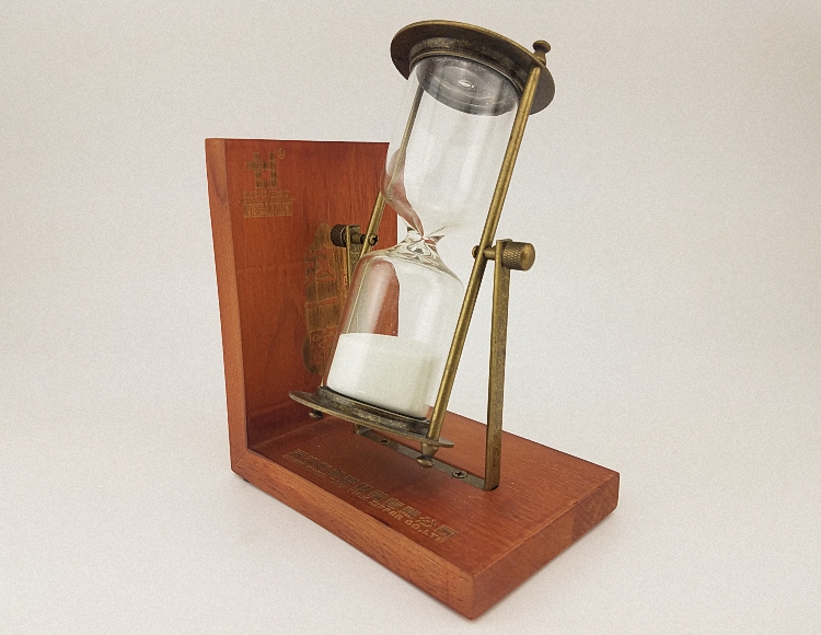 30 Minute 60 Minute Large Antique Brass Hourglass , Rotating Sand Timer Hourglass