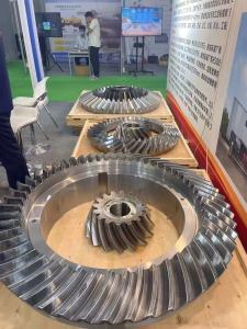 China Customization Metal Bevel Gears Used In Power Transmission Long Service Life factory