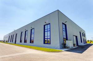 China Quick Build Building Kits Assemble Metal Prefab Steel Warehouses factory