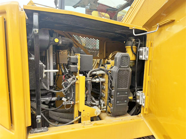 Good Condition Used 7 Ton CAT 307.5 Excavator with 0.33m3 Bucket Capacity in Shanghai