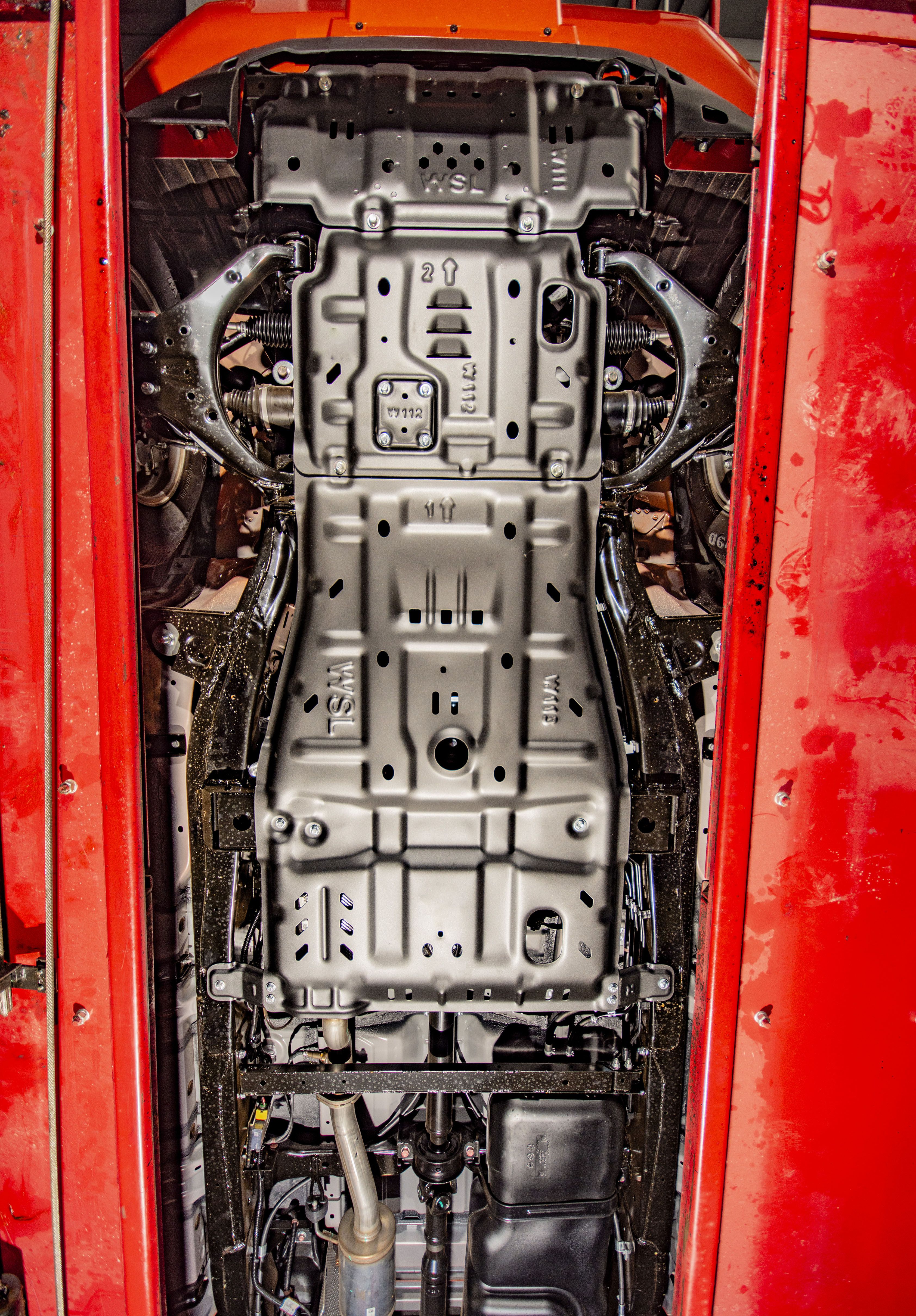 Powder Coated Black Exterior Accessories for ISUZU MU-X and D-MAX Underbody Protection