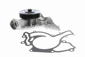 China Mercedes Benz 2732000201 Engine Parts Water Pump factory