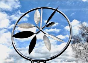 China Metal Wind Kinetic Modern Stainless Steel Sculpture Outdoor Decorative factory