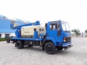 China Commerical Business Hydraulic Borewell Machine For 400 Meters Depth Water Well factory