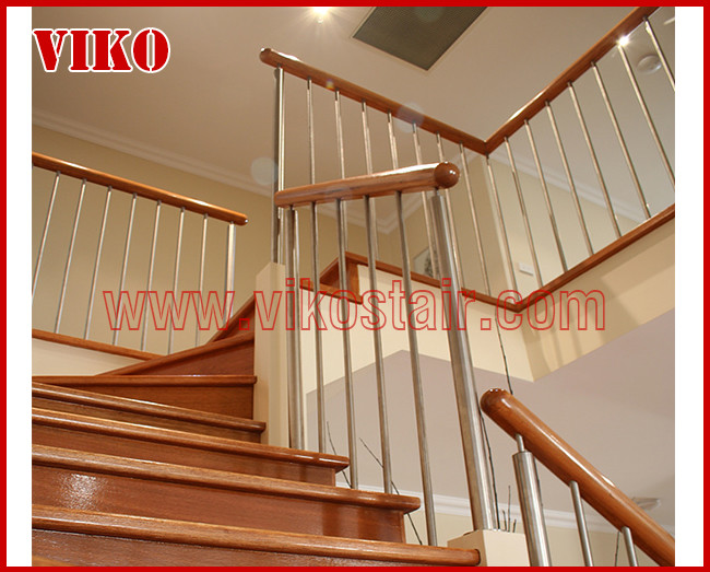 Wrought Iron Staircase VK78S Wrought Iron Handrail Tread Beech ,Railing tempered glass, Handrail b eech Stringer,carbon