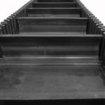Steel Wire Rope Inclined Conveyor Belts For Granular