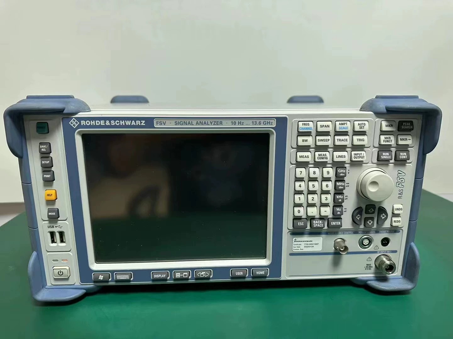 Wideband Spectrum Analyzer 13.6 GHz RF Spectrum Analyzer Rohde & Schwarz FSV13