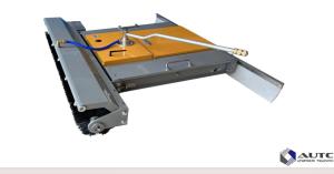 China Photovoltaic Module Cleaner Improve Generation Efficiency Solar Panel Cleaning Robot factory