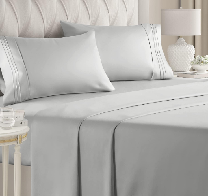 Hotel Living 5 Star Luxury Home Bedding in Customized Color 100% Cotton Polyester