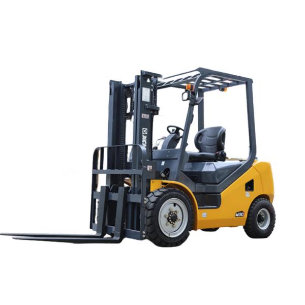 China Telescopic Forklift Diesel Hydraulic Stacking Truck XCMG 3 Ton factory