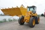 MCL940 ZL940 Hydraulic Wheel Loader 3500mm Max.Dump Clearance Small Front End