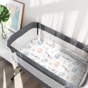 Polyester Fabric Personalized Bassinet Sheet Breathable With Parent Friendly
