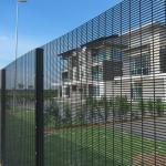 Garden Hot Dipped 3d Curvy Zinc Coated Welded Wire Mesh Fencing Pvc Coated
