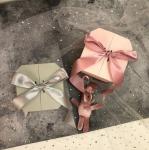 Recyclable Delicate Perfume Gift Paper Packaging Boxes With Portable Paper Bag