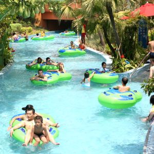 China Tranquil Water Park Lazy River Adventure Cruise With Lifeguards For All Ages factory