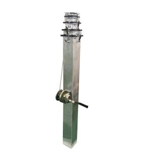 China Hot Dip Galvanized High Mast Lighting Pole For Stadium Lighting factory