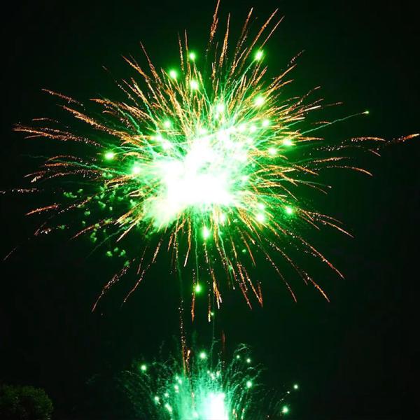Chinese 1.4 Pro Line Fireworks 100 Shots Custom Logo Cake Fireworks For