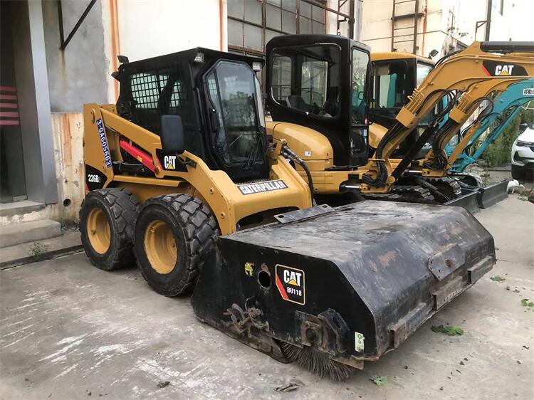 Cat226B3 Second Hand Road Sweeper with Original Hydraulic Pump in Trade