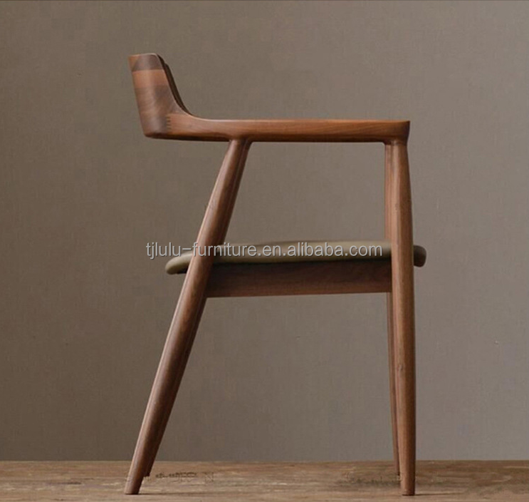 Home Furniture General Solid Wood Restaurant Dining Chairs with Luxury Modern Design and PU Leather Material