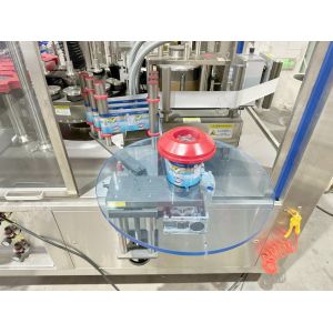 Servo-Driven High-Speed Labeling Machine for Round Bottles and Cans