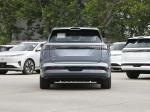 Left Steering Energy Vehicle Customized 5-door 6-seater SUV Dongfeng Yipai 008