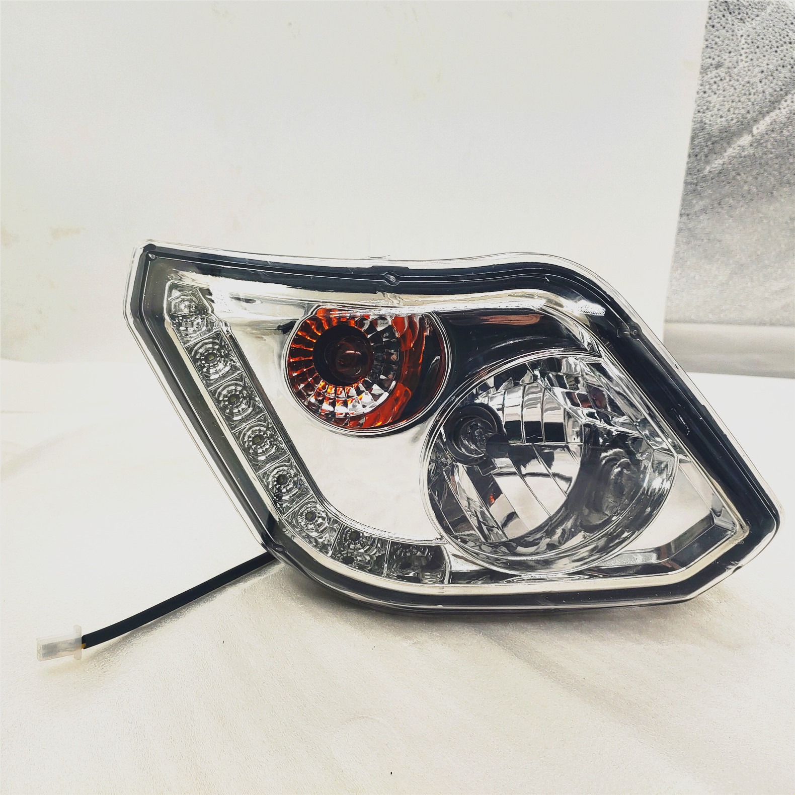 Motorcycle Lighting System Directly Supply Tricycle Headlight for Sea/Express Shipping
