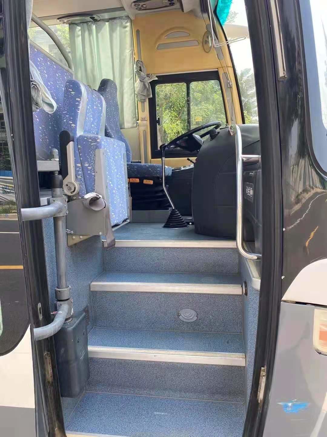 47 Seats Used Yutong ZK6107 Bus Used Coach Bus 2009 Year 100km/H Steering LHD NO Accident